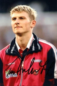 NORWEGEN, CHELSEA, RANGERS & LEEDS: TORE ANDRE FLO SIGNIERT 6x4 ACTIONFOTO + COA - Bild 1 von 1
