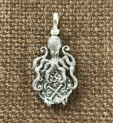 ATOCHA Diseño Colgante Moneda 1600-1700 Pulpo Plata de Ley Joyería Hundida Foto 1 de 4