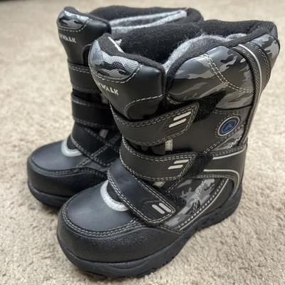 Botas de Nieve Airwalk Niño Pequeño 7 Negras NUEVAS Impermeables Forradas Esquí Termolite Nuevas con Etiquetas Cálidas Foto 1 de 4