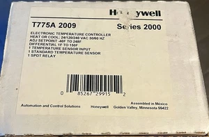 Honeywell T775A2009 Electronic Temperature Controller Series 2000 New - Picture 1 of 2