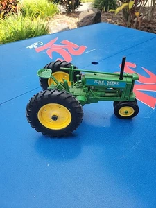Ertl 1934 John Deere Model A Traktor, Diecast, Maßstab 1:16 - Bild 1 von 11