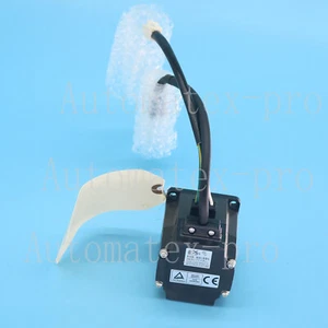 Used Mitsubishi servo motor HC-UF13K-S103 Free Shipping - Picture 1 of 2