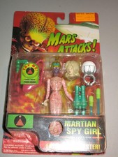 Trendmasters MARS ATTACKS Martian Spy Girl Talking Action Figure 1996 NEW Carded