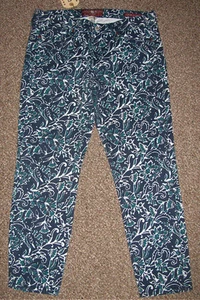 ¡NUEVO! JEANS LUCKY CHARLIE CAPRI AJUSTADOS Elásticos Denim Estampado Floral Bajo 31 12 - Imagen 1 de 8