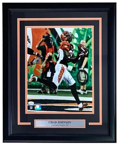 Chad Johnson Signed Framed 11x14 Cincinnati Bengals Photo JSA ITP - Picture 1 of 3