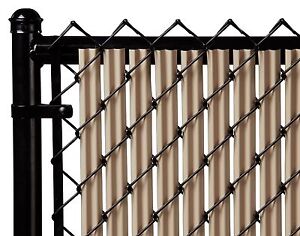 Chain Link Beige Single Wall Ridged™ Privacy Slat For 6ft High Fence Bottom Lock