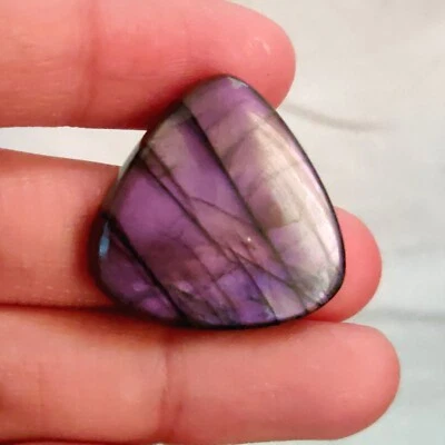 Natural Fire Labradorite Cabochon Curved Edge Trillion Shape 41.65 Cts Flatback - Image 1 of 4