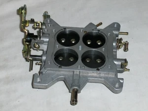 High Performance 750 CFM 4 Barrel Manual Choke Carburetor Throttle Base Plate - Picture 1 of 4