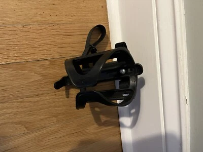  Jaula universal para bicicleta con botella de agua Pulse (multiposición, negra)  Foto 1 de 2