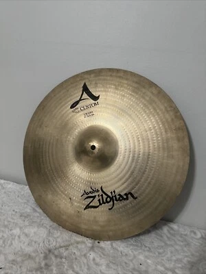 Platillo de choque Avedis Zildjian A personalizado de 17"/43 cm - tiene una grieta Foto 1 de 4