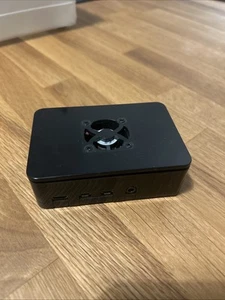 Raspberry Pi 4 Model B mit Case und 32GB Speicherkarte - Bild 1 von 8