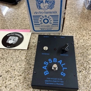Pédale guitare Electro-Harmonix balls de basse russes double filtre dynamique - Photo 1/5