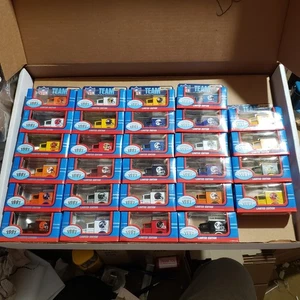 Matchbox MB38 1991 FULL Set of 28 Model A FORD Roof Plaque VANS Nu in C9 Boxes - Picture 1 of 4