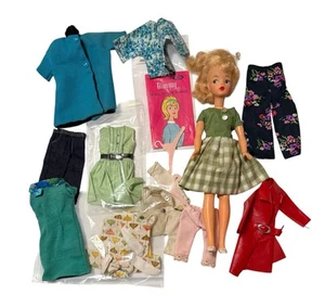 1960s Vintage Ideal Tammy Doll w/Clothing and Accessories - Bild 1 von 16