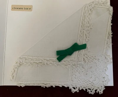 Lote De Colección De 2 Pañuelos De Lino Irlandés ~ Clones Encaje Y Trébol Irlandés Foto 1 de 4