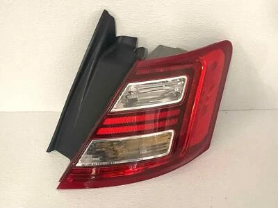 Luz trasera LED DERECHA 13-19 Ford Taurus sin paquete de policía panel QRT MTD OEM DG1Z13404AA Foto 1 de 4