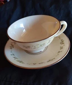 LENOX BROOKDALE TEA CUP & Saucer Ivory/light tan color w/ 3D Decorative Trim - Picture 1 of 7