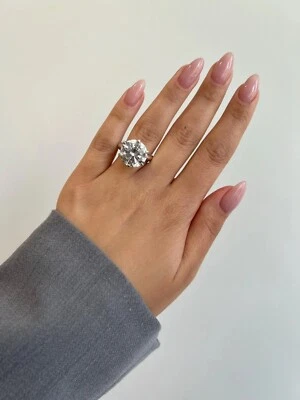 Huge Diamond 8 Cts Round Cut F VVS2 Lab Grown Diamond Engagement Solitaire Ring - Image 1 of 4