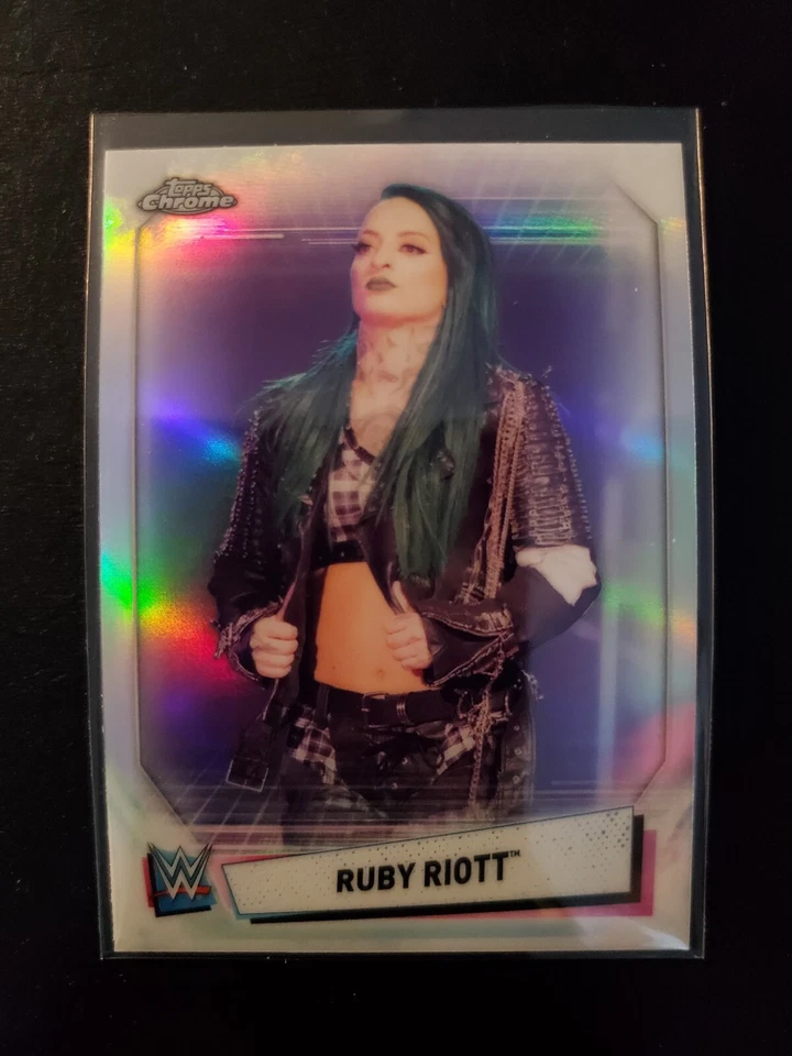 2021 Topps Chrome WWE SmackDown REFRACTOR #65 RUBY RIOTT - Image 1 of 2