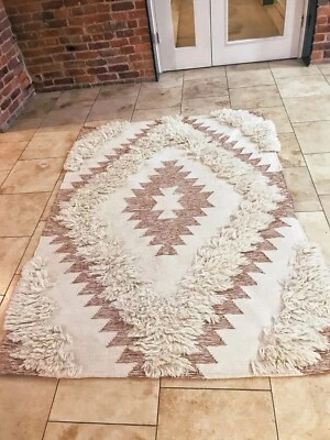 Coastal New Wool White  RUG, WOVEN Cream  High-Low Pile Boho RUG 93”x 65,2” - Image 1 of 4