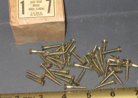 40 Vintage Brass Oval Slot Head Wood Screw NOS #7 X 1" Cover