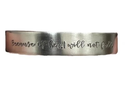 Из-за нее я не упаду. Серебряный цвет браслет - Изображение 1 из 4