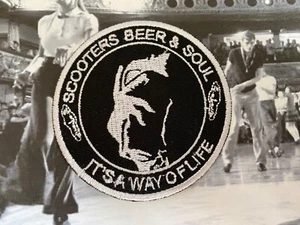 NORTHERN SOUL: SCOOTERS, BEER & SOUL - Parche de hierro bordado para coser negro - Imagen 1 de 1