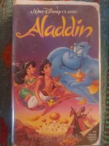 Aladdin (VHS, 1993) Disney black diamond classics movie.   Clamshell has wear. - Picture 1 of 3