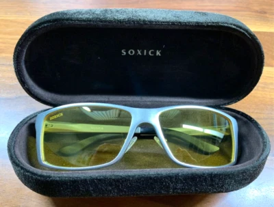 Gafas de sol Soxick SO888-2 con marco de metal y lentes amarillas, usadas en caja, con estuche Foto 1 de 4