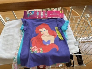 Disney Prinzessin Arielle 5-teiliges Bekleidungsset Größe 5-3 Shirts, 1 Skort, 1 Hose NEU - Bild 1 von 8