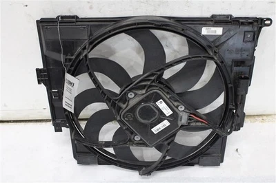RADIATOR FAN ASSEMBLY BMW 328D 328i 328I GT 335i GT 2014-2018 1352399 - Image 1 of 4
