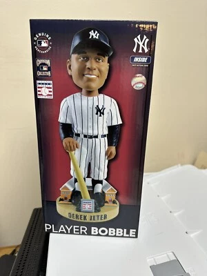 Bobblehead Derek Jeter New York Yankees Cooperstown Salón de la Fama MLB, FOCO Foto 1 de 4
