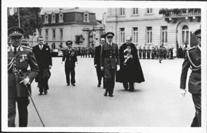 Roi BAUDOUIN FAMILLE ROYALE BELGE après la Seconde Guerre Mondiale années 1950 - Imagen 1 de 2