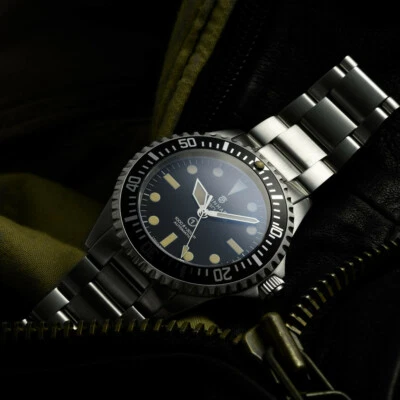 Steinhart OCEAN One 1 Vintage Military Swiss Automatic 42mm Mens Diver Watch - Image 1 of 4