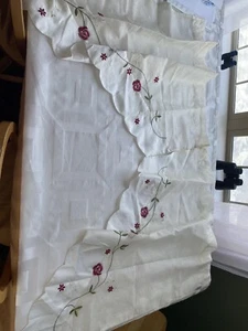 Pair Of Swag Style Wa lance Curtains - Picture 1 of 10