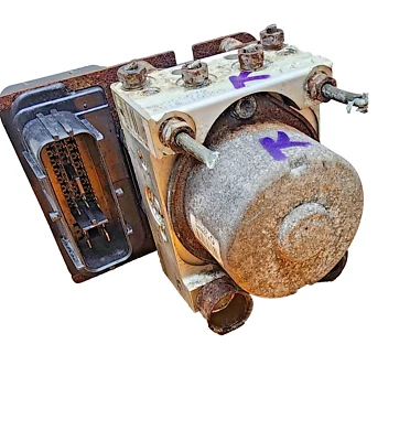 Оригинальный модуль управления антиблокировочным тормозным насосом Mitsubishi Galant ABS MR955672 2004–2006 годов выпуска - Изображение 1 из 4