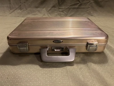 ZERO HALLIBURTON Goldish Aluminum Attache Briefcase (No Combo Locked)18x13x4 - Image 1 of 4