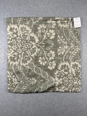 Funda de Almohada Pottery Barn Bernyce 20" x 20" Color: Eucalipto Foto 1 de 4