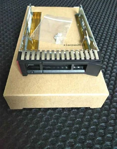 2,5" SAS Tray Caddy do Lenovo ThinkSystem SR650 SR550 SR630 SM17A06246 ze śrubą - Zdjęcie 1 z 3