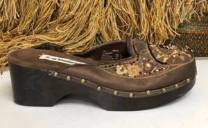 Sandalias de mula cosidas de cuero marrón No Boundaries para mujer talla 8 FIRE - Imagen 1 de 9