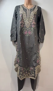 Salwar Kameez Pakistani Indian 2 Piece Winter Dhanak Stitched Suit Size S Grey - Picture 1 of 11