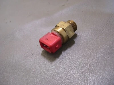 BMW 528i 2000 - caja de relé interruptor de temperatura sensor OEM 1741900 Foto 1 de 4