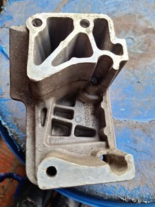 ALFA MITO 1.4 T-JET/MULTIAIR ENGINE MOUNTING BRACKET P/N 55195033 08-21 - Picture 1 of 2
