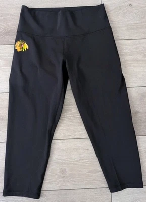 Chicago Blackhawks Leggings Womens Small Adidas NHL Black Cropped Athletic NWT - Image 1 of 4