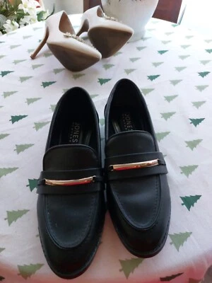 Jones New York Shoes Coralin Classic Black Flats Loafers Size 8M - Image 1 of 4