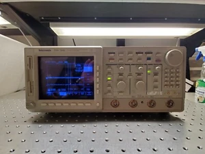 Tektronix TDS754C Color 4 Channel Oscilloscope 500MHz 2GSa/s-opts:05,13,1F,1M,2F - Picture 1 of 11