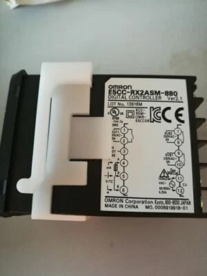 OMRON E5CC-RX2ASM-880 Temperature Controller 50/60Hz E5CCRX2ASM880 New In Box - Bild 1 von 4