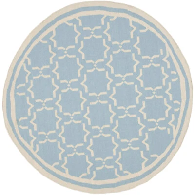 SAFAVIEH Dhurries DHU545B Light Blue / Ivory Rug - Image 1 of 4