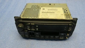 CHRYSLER / JEEP / DODGE  - Radio / CD & Kassette Player / Autoradio P04858513AF - Bild 1 von 11
