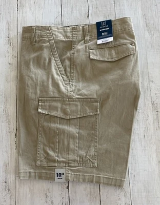 George Men's 10" At The Knee Multi-Pocket Comfort Cargo Shorts Khaki Sz 38 - Image 1 of 4